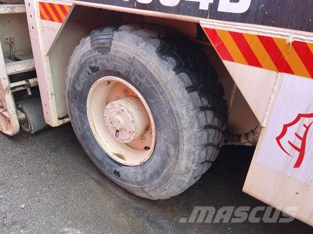 CMI MTP-4004B Betona klājēji