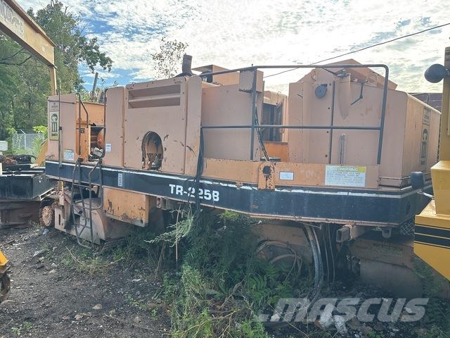 CMI TR225B コンクリートフィニッシャ