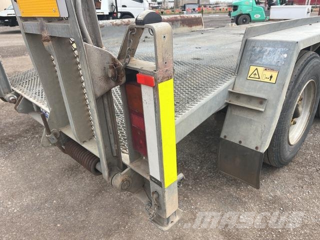 Cobbco Fabrications Vehicle transport trailers