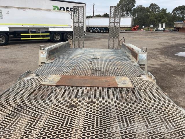 Cobbco Fabrications Vehicle transport trailers