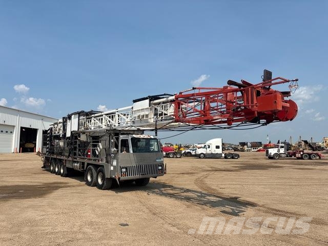  Crane Carrier Camiones de perforación móvil