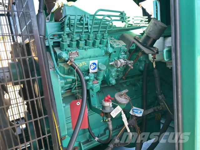 Cummins C110D5 ディーゼル発電機