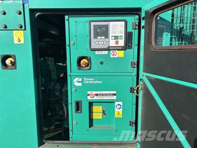 Cummins C110D5 ディーゼル発電機