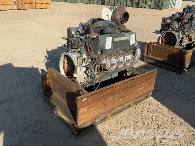 Cummins VTA903-T525 (BIG CAM) Engines