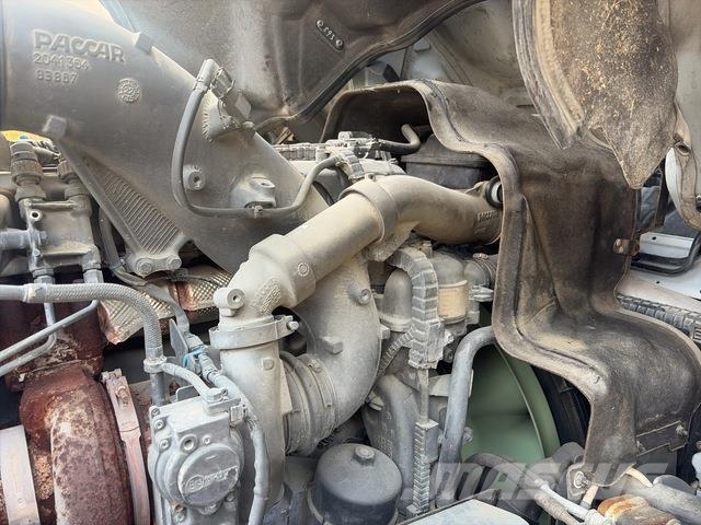 DAF CF 530 Camiões de chassis e cabine