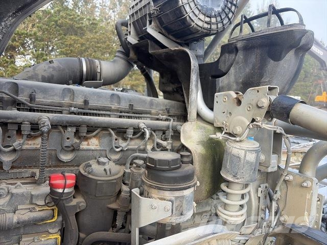 DAF CF 530 Camiões de chassis e cabine