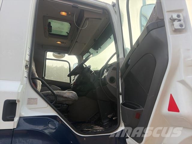 DAF CF 530 Camiões de chassis e cabine