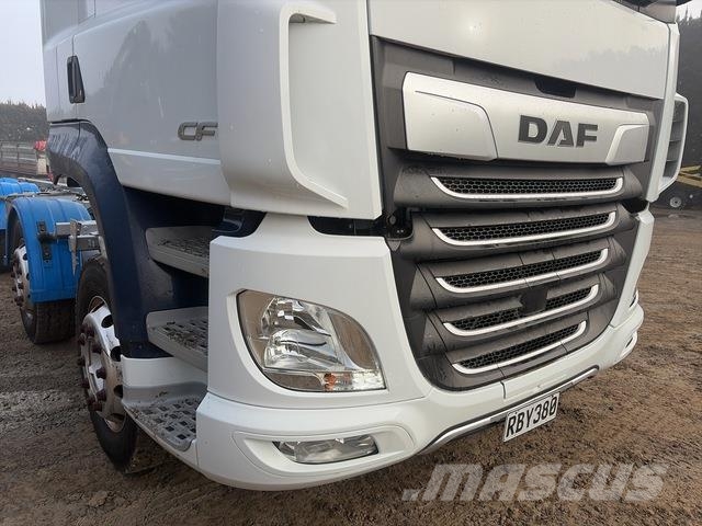 DAF CF 530 Camiões de chassis e cabine