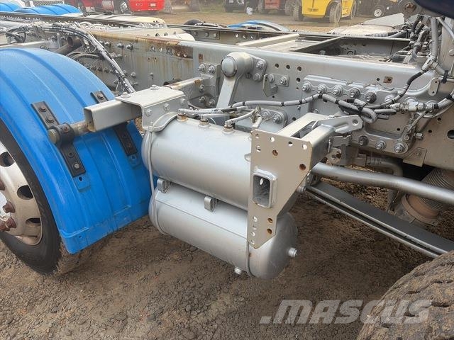 DAF CF 530 Camiões de chassis e cabine