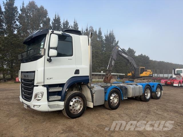 DAF CF 530 Camiões de chassis e cabine