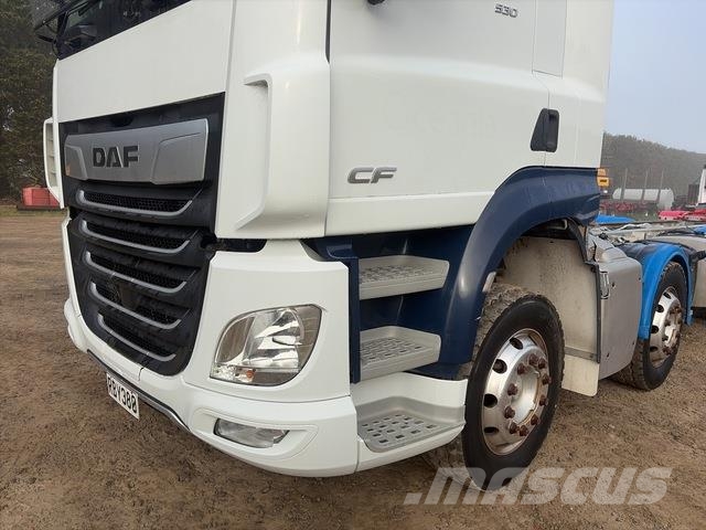 DAF CF 530 Camiões de chassis e cabine