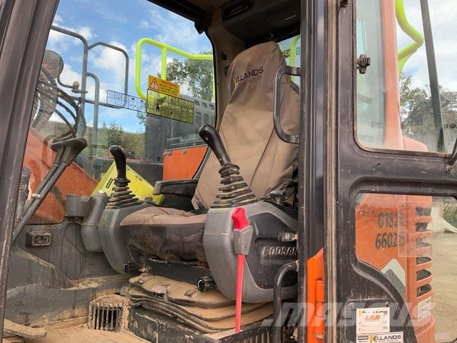 Develon DX140LCR-7 Raupenbagger