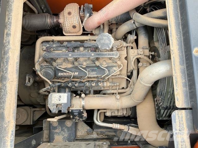 Develon DX140LCR-7 Raupenbagger