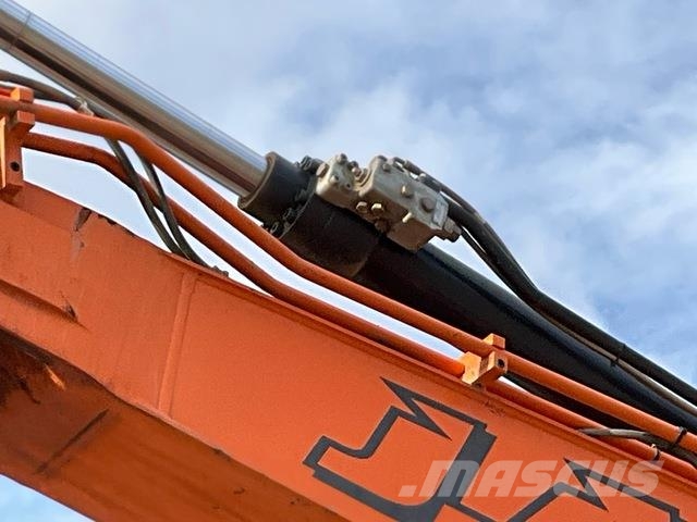 Develon DX140LCR-7 Raupenbagger