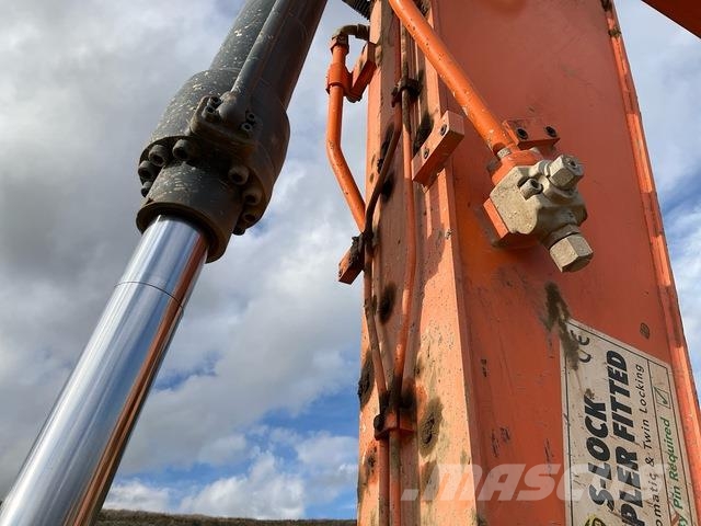 Develon DX140LCR-7 Raupenbagger