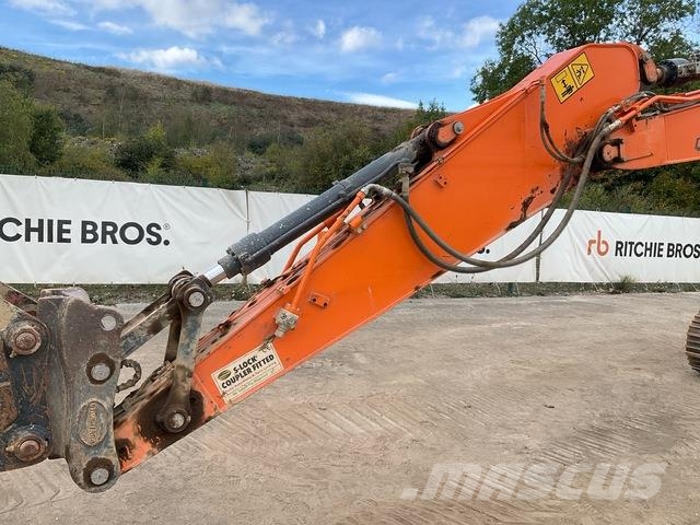 Develon DX140LCR-7 Raupenbagger