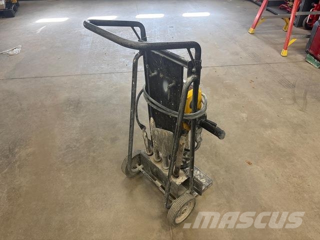 DeWalt D25980 Stavebnictví - ostatní