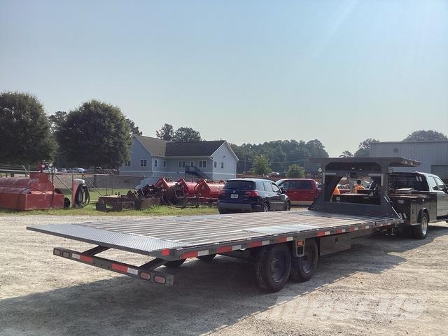 Diamond C Low loaders