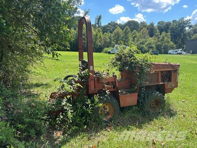 Ditch Witch 350SXDD Putkenlaskijat
