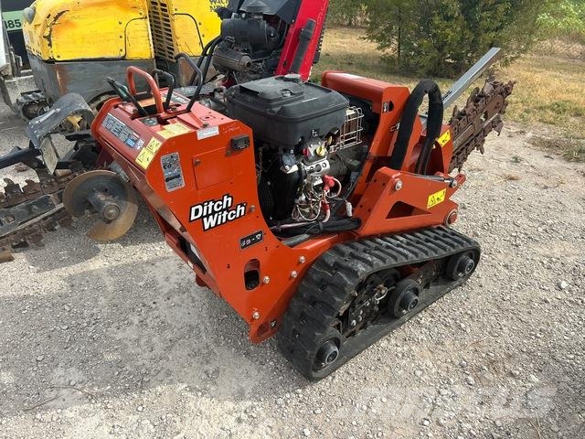 Ditch Witch C16X Zanjadoras