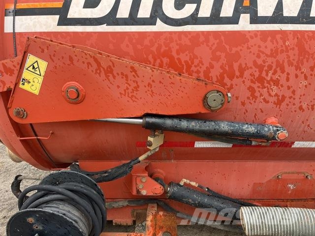 Ditch Witch FX30 Otros