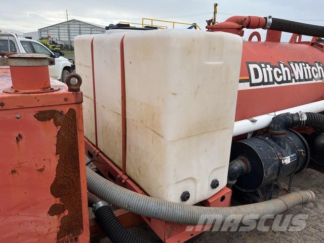 Ditch Witch FX30 Otros
