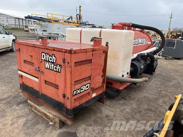 Ditch Witch FX30 Otros