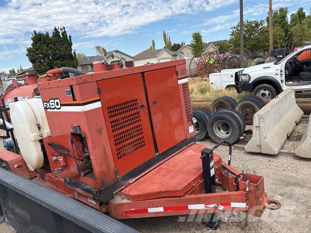 Ditch Witch FX60 مقطورات ذات صهاريج