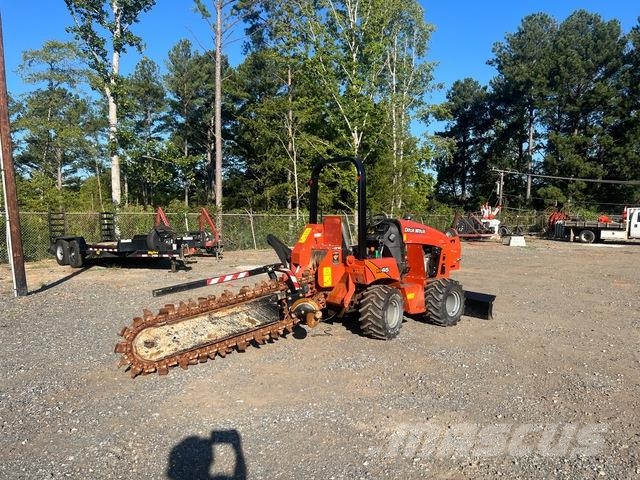 Ditch Witch RT45 Freze za kopanje jarkov Trenčerji