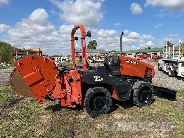 Ditch Witch RT55 掘溝機