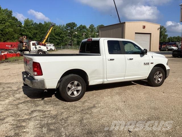 Dodge 1500 شاحنات خفيفة/مفصلية الجوانب
