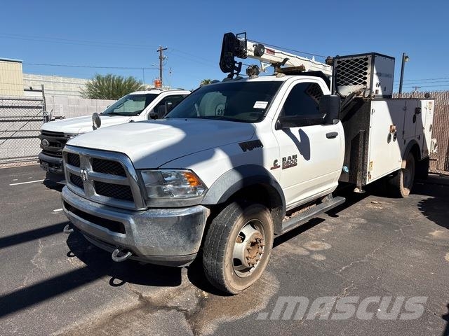 Dodge 5500 Camions et véhicules municipaux
