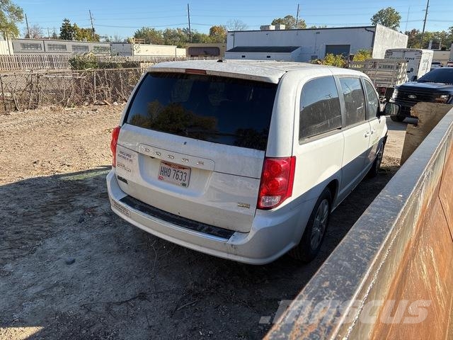 Dodge Grand Caravan PKWs