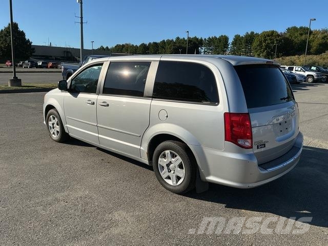 Dodge Grand Caravan SE Personbiler