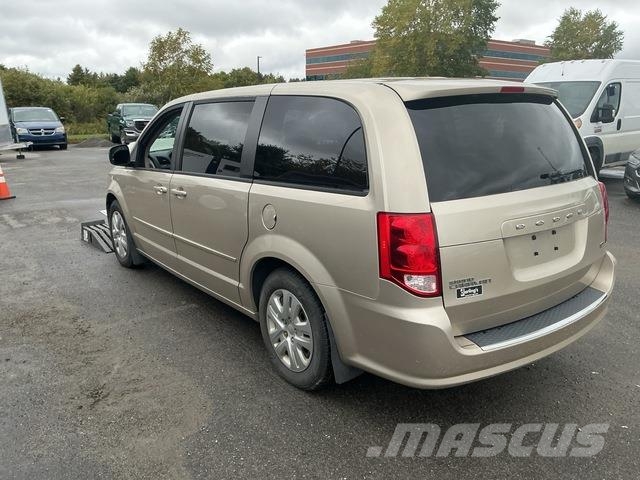 Dodge Grand Caravan SE سيارات