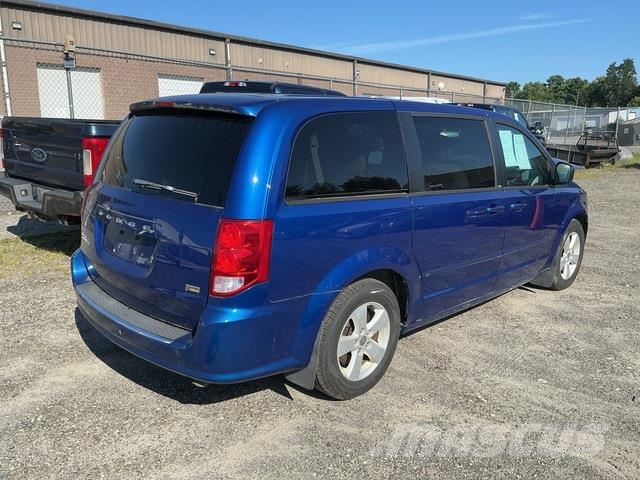 Dodge Grand Caravan SE Automašīnas