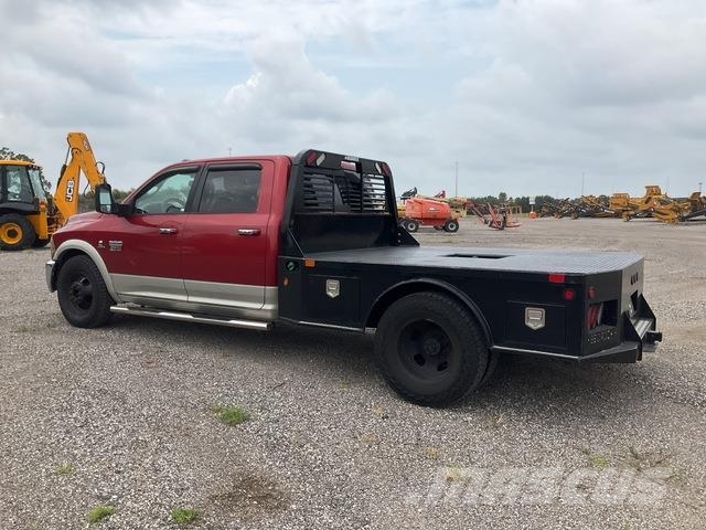 Dodge Ram 3500 Heavy Duty Platte bakwagens
