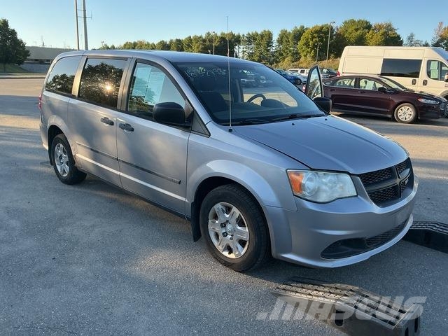 Dodge Ram C/V Tradesman Auto