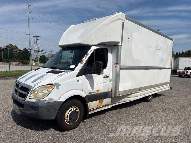 Dodge Sprinter 3500 ボックスボディー、ウイング、箱車