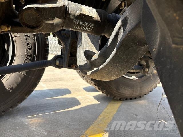 Dongfeng Kamioni sa kranom
