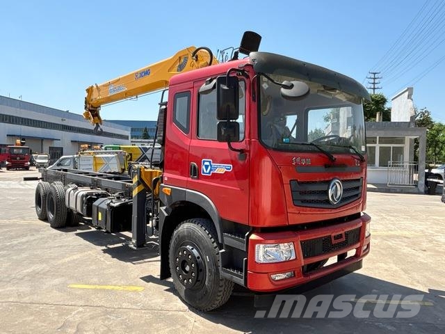 Dongfeng Kamioni sa kranom