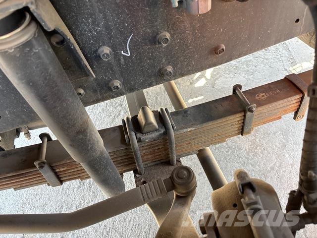 Dongfeng Kamioni sa kranom