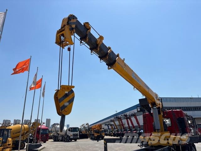 Dongfeng Kamioni sa kranom