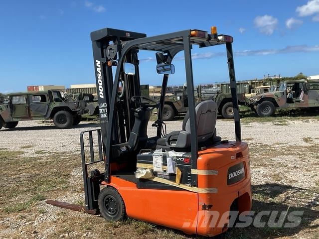 Doosan B15R-5 バッテリーフォークリフト