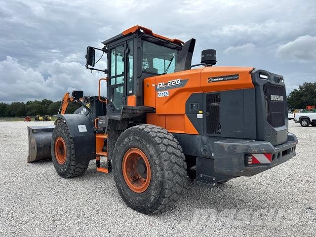 Doosan DL220-7 لوادر بعجل