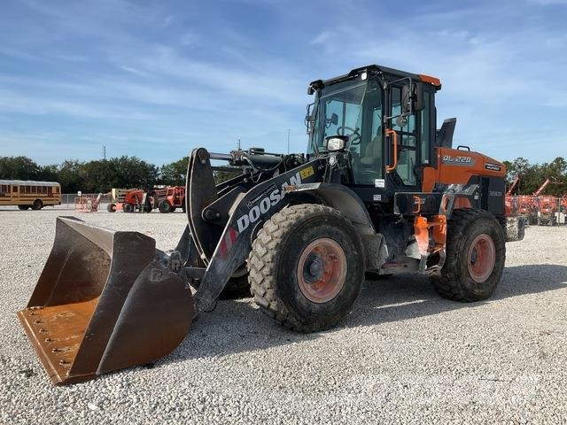 Doosan DL220-7 Wheel loaders