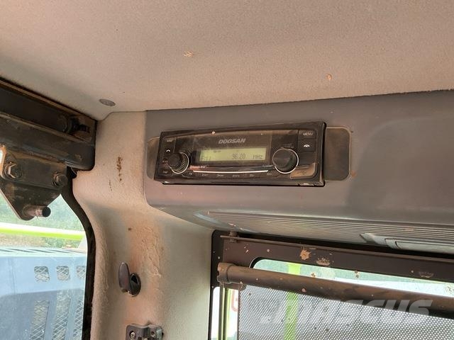 Doosan DX140LCR-7 Excavadoras de cadenas