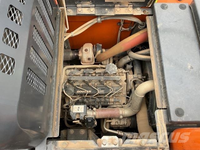 Doosan DX140LCR-7 Excavadoras de cadenas