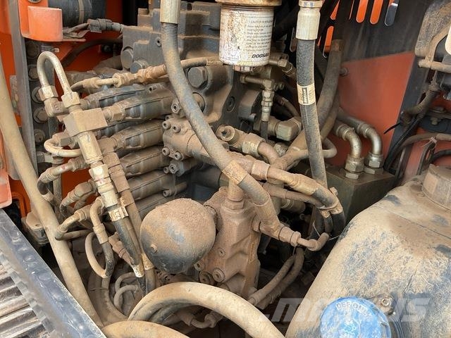 Doosan DX140LCR-7 Excavadoras de cadenas