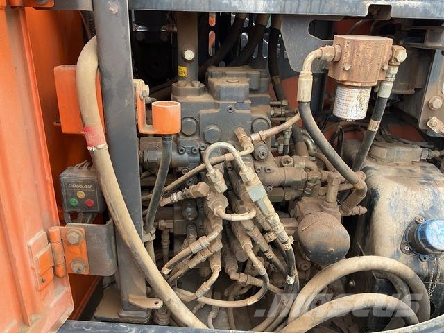 Doosan DX140LCR-7 Excavadoras de cadenas